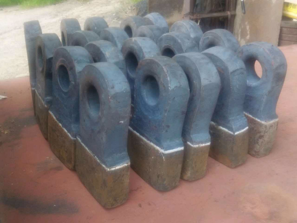 供應(yīng)優(yōu)質(zhì)山東濟南章丘鍛造錘頭 破碎機配件錘頭圖片_高清圖_細(xì)節(jié)圖-付瑞麗(個體經(jīng)營)